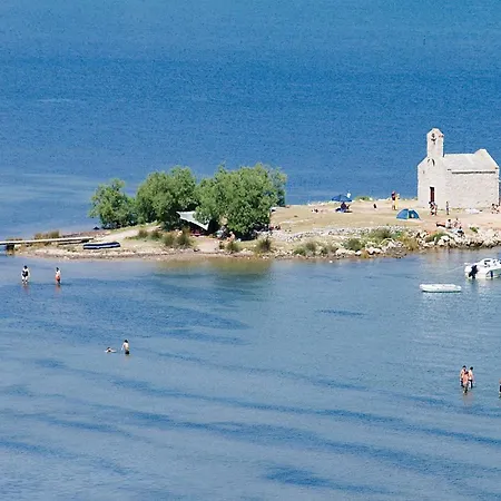 Vakantiehuis Gorgeous In With Sauna