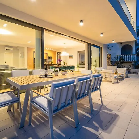 Gorgeous In With Sauna