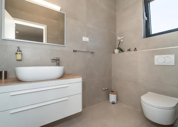 Vikendica Gorgeous In With Sauna